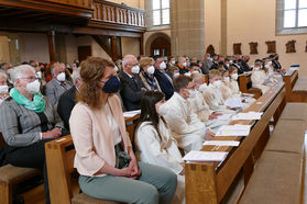 Feier der 1. Heiligen Kommunion in Sankt Crescentius (Foto: Karl-Franz Thiede)